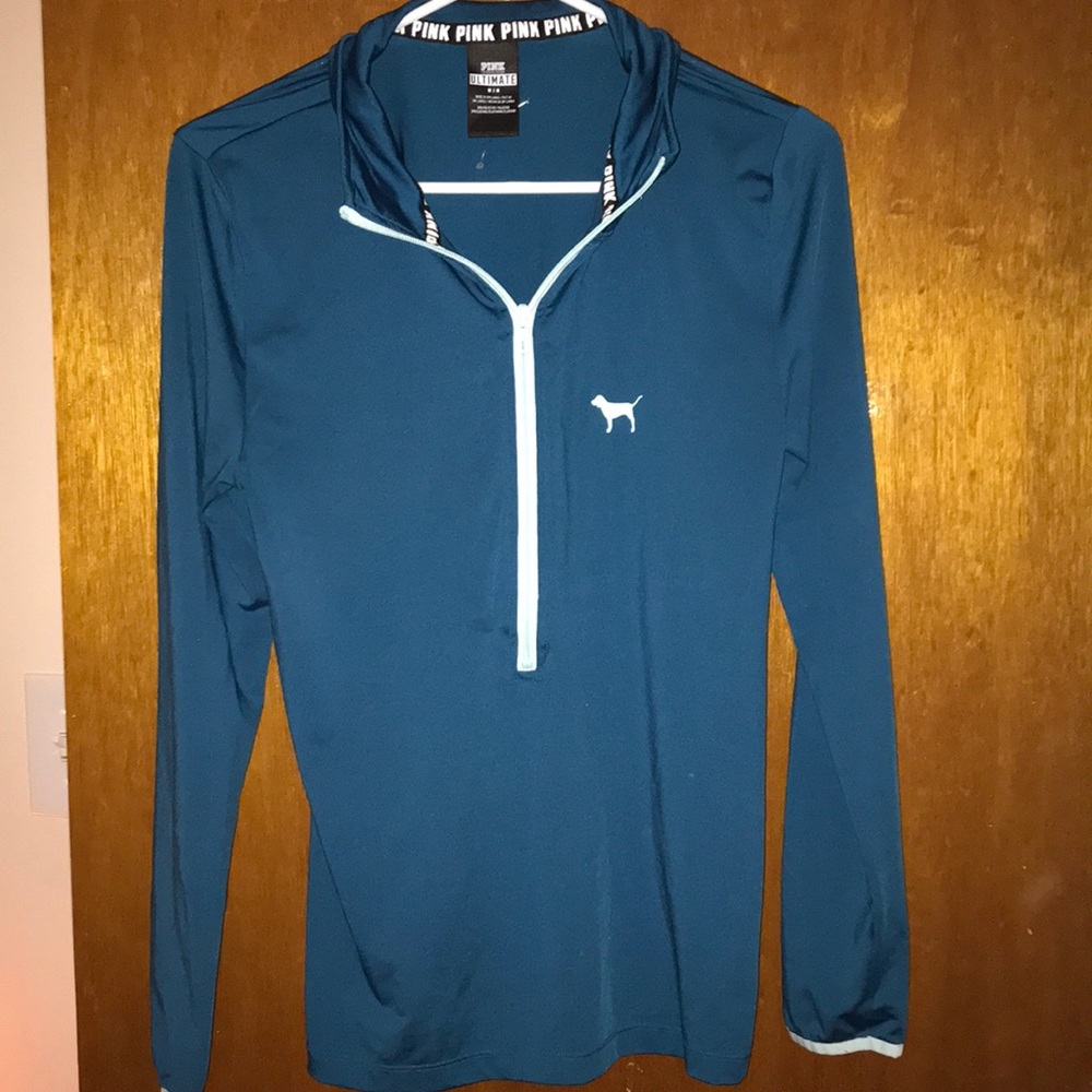 Cute lightweight blue pink half zip up